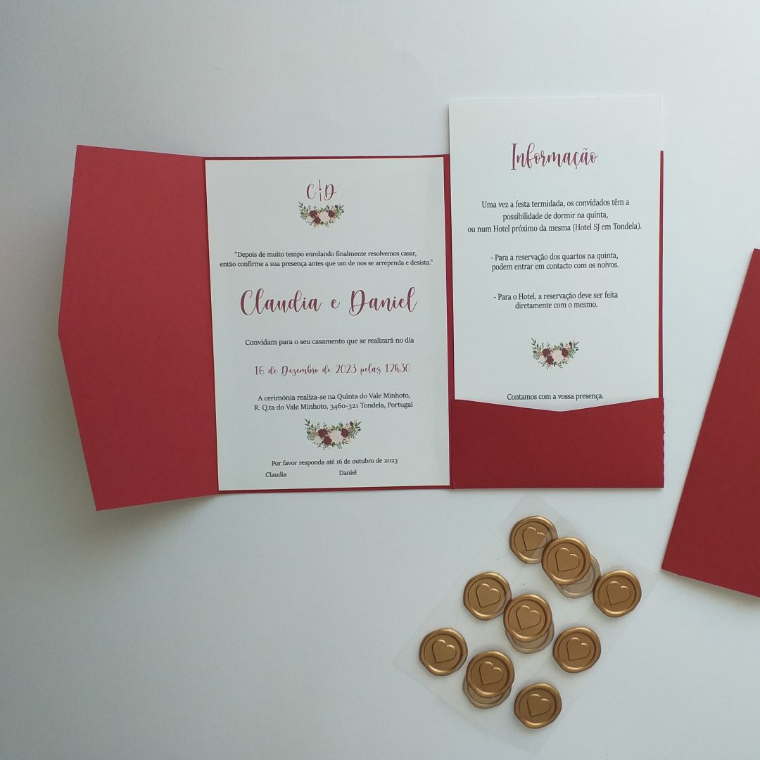 Convite de Casamento Floral Marsala com envelope de bolso e selos de lacre dourados Catia Silva Atelier