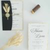 Convite de Casamento Clássico Ouro com bordas em folha de ouro e flores secas Cátia Silva Atelier