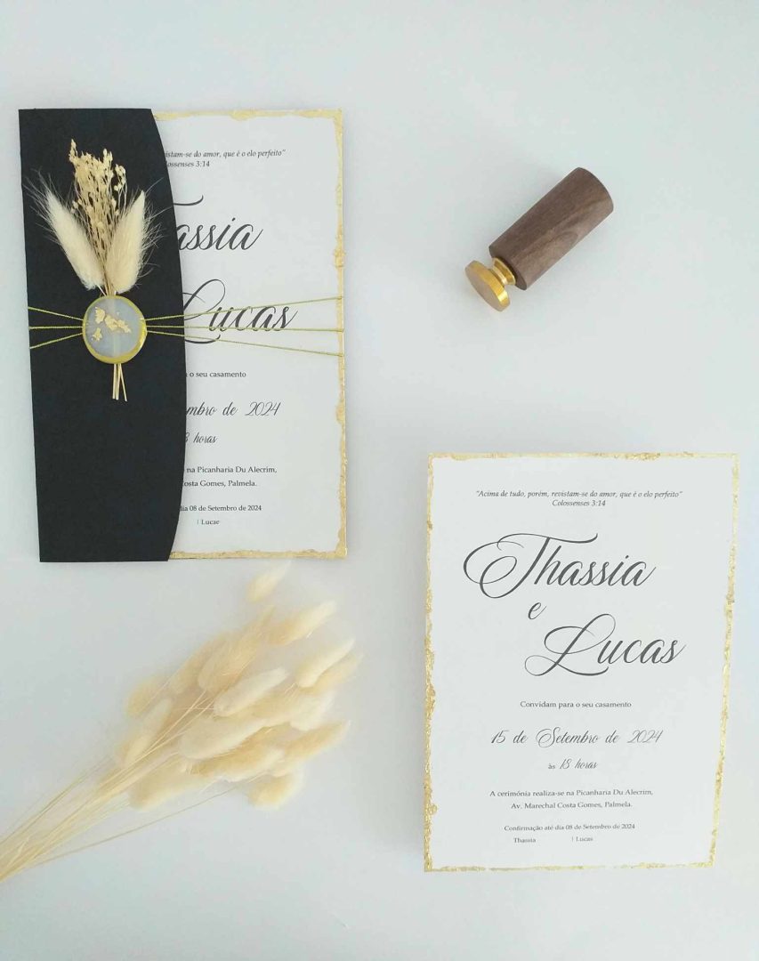 Convite de Casamento Clássico Ouro com bordas em folha de ouro e flores secas Cátia Silva Atelier
