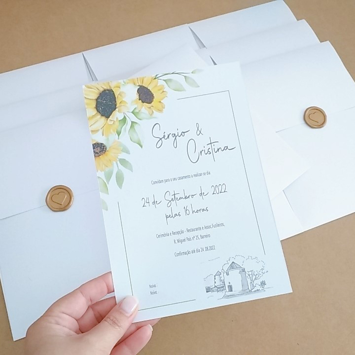 Convite de Casamento Floral Girassol com envelope branco e selo de lacre bronze Catia Silva Atelier