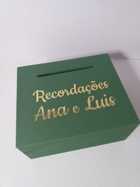 Caixa personalizada para envelopes verde
