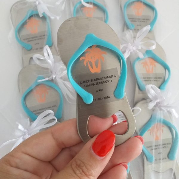 ABRE CARICAS CHINELOS