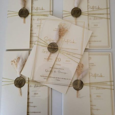 CONVITE ACRILICO DOURADO1